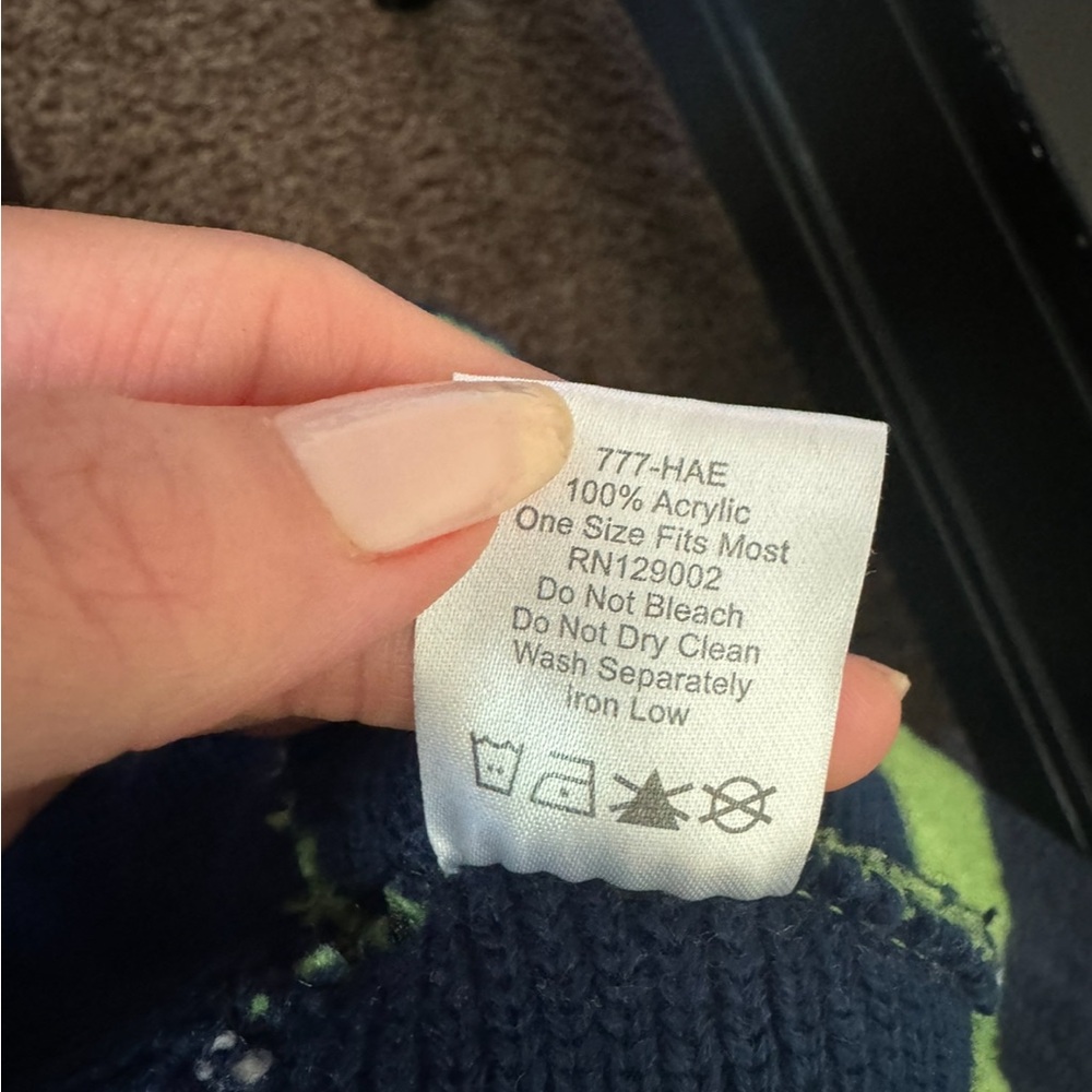 Seahawks beanie - Picture 3 of 3